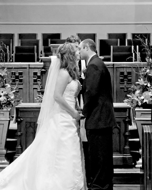 Wedding photo proper black and white conversion